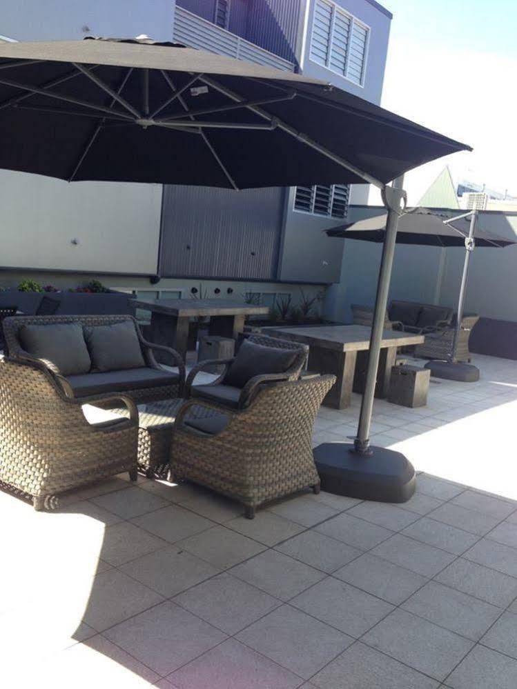Crown On Darby Newcastle Aparthotel Εξωτερικό φωτογραφία